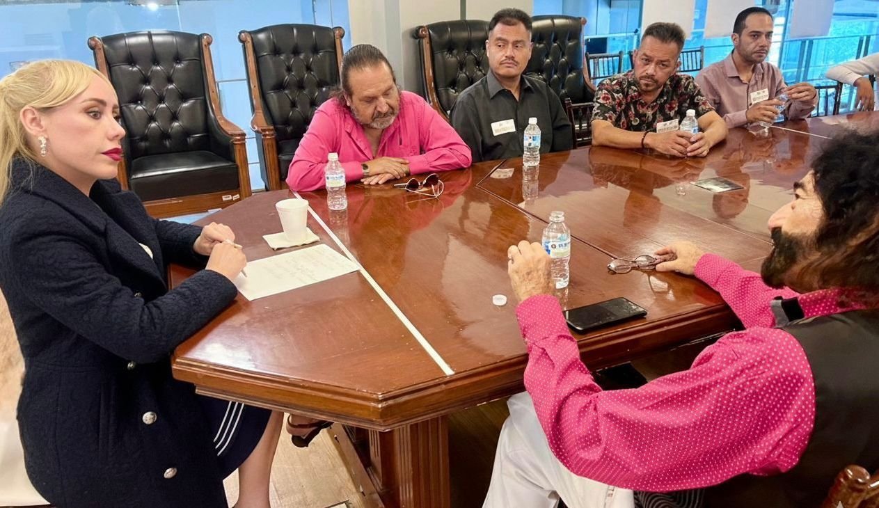 Brenda Ríos fortalece diálogo con el Colectivo de Arte y Cultura y da seguimiento a propuestas para impulsar la vida cultural de Chihuahua